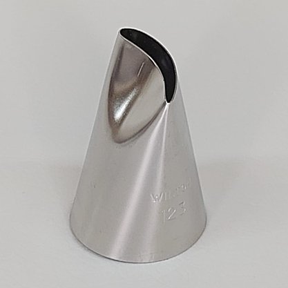 Bico de Confeitar Wilton nº 123 Pétala - Inox - Grande