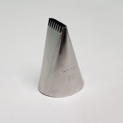 Bico de Confeitar Wilton nº 2B Serra Para Cesta - Inox - Grande