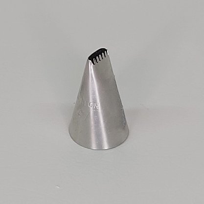 Bico de Confeitar Wilton nº 47 Serra - Inox - Pequeno