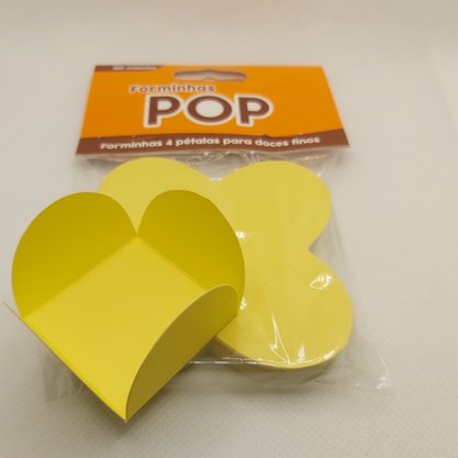 Forminha para doce 4 pétalas Box Amarelo claro –  50unid –  Pop