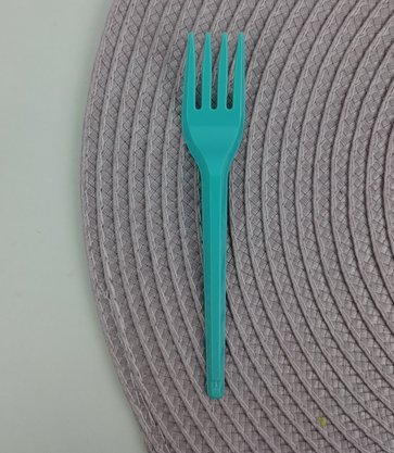 Garfo sobremesa com 50 unidades – Azul Tiffany – Bello Festas 