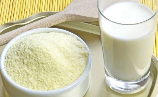 Leite em pó Integral Instantâneo 400g – LeitBom 