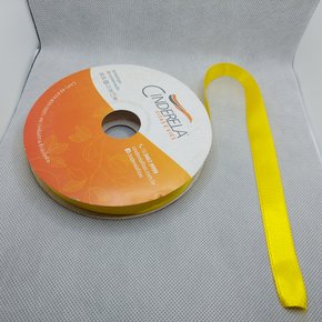 Fita Cetim Simples 15mm x 50m Amarelo Gema – Cinderela