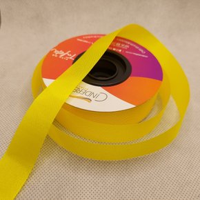 Fita Tafetá Simples 20mm x 50m Amarelo Ouro – Cinderela