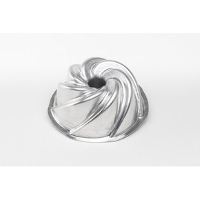 Forma Bolo Decorado Vulcão P 13x6 - Caparroz