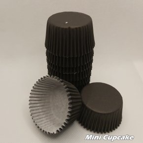 Forminha para Mini Cupcake nº2 Preta – 100un – Reiki 