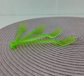 Garfo sobremesa com 50 unidades – Neon Verde Claro – Bello Festas 