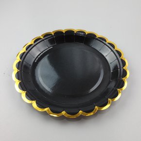 Prato de papel descartável – Luxo Preto C/8 – 18cm – Make+